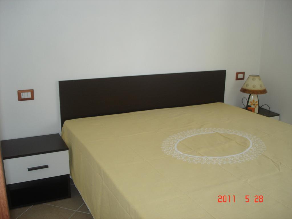 Funno Delle Noci Hotel Peschici Ruang foto