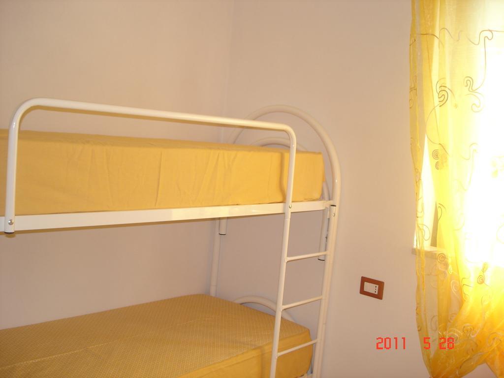 Funno Delle Noci Hotel Peschici Ruang foto