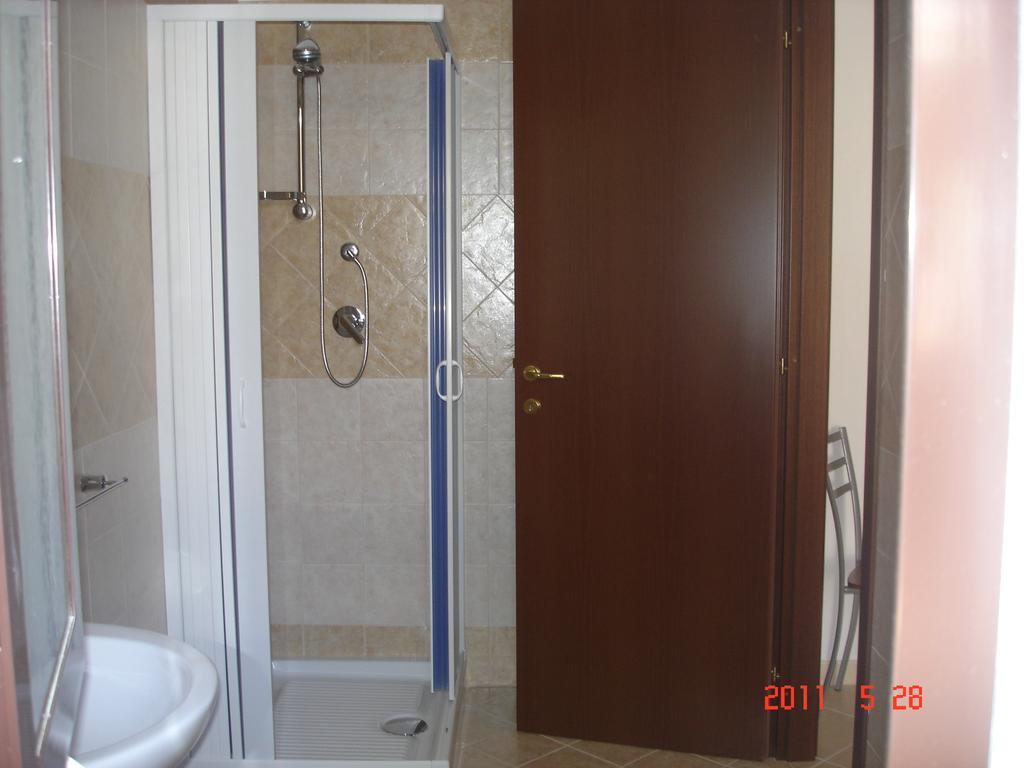 Funno Delle Noci Hotel Peschici Ruang foto