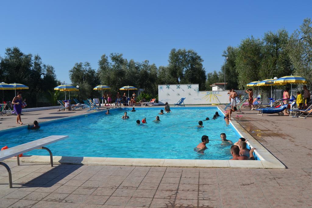 Funno Delle Noci Hotel Peschici Bagian luar foto