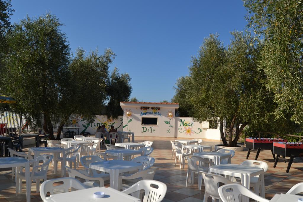 Funno Delle Noci Hotel Peschici Bagian luar foto