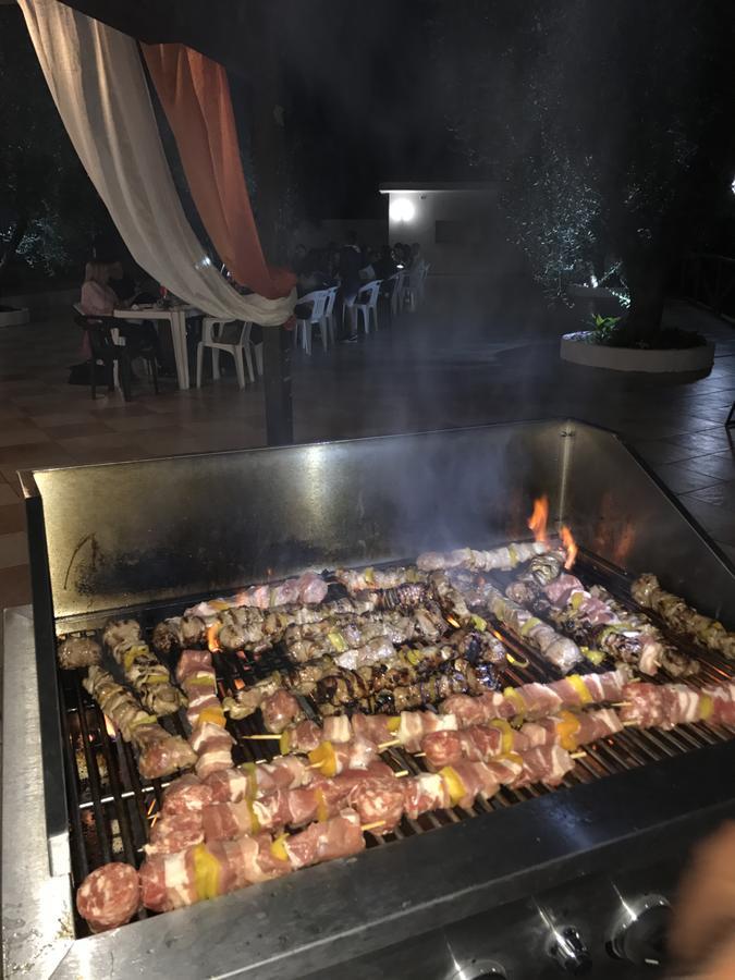 Funno Delle Noci Hotel Peschici Bagian luar foto