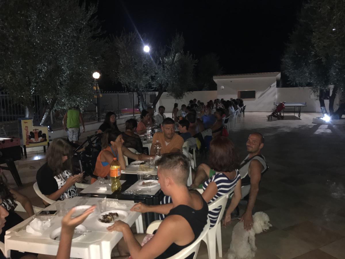 Funno Delle Noci Hotel Peschici Bagian luar foto