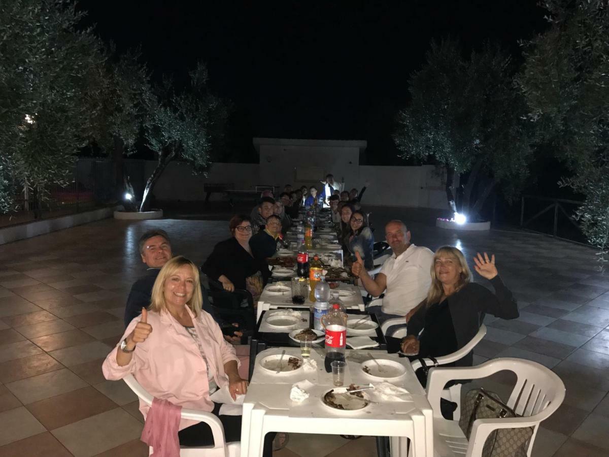 Funno Delle Noci Hotel Peschici Bagian luar foto